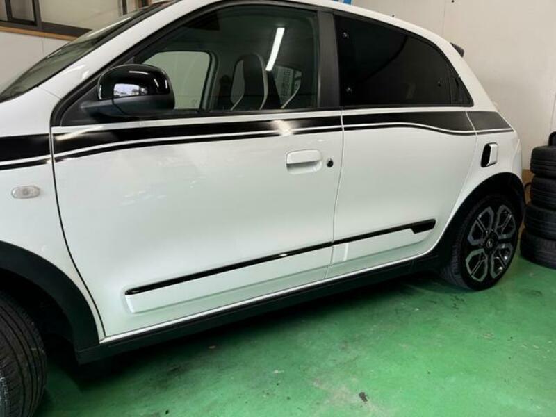 TWINGO