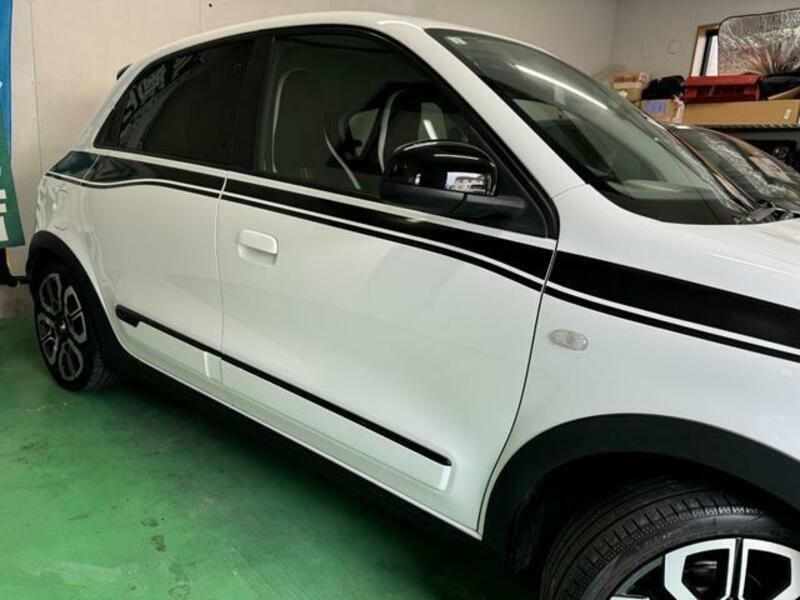 TWINGO