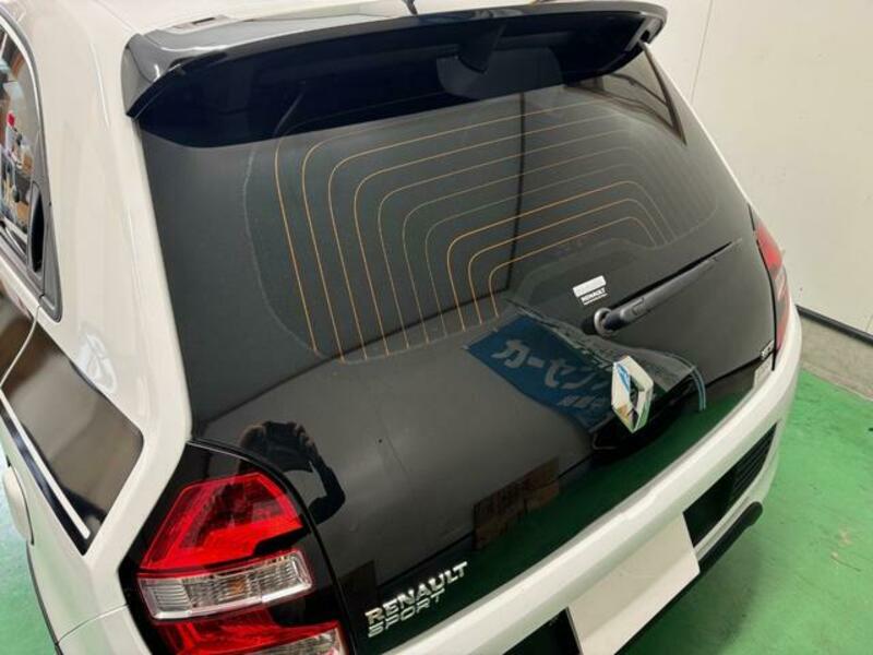TWINGO