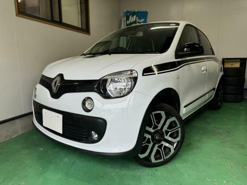 RENAULT TWINGO