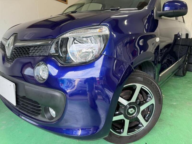 TWINGO