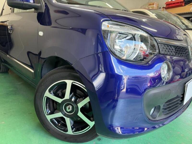 TWINGO