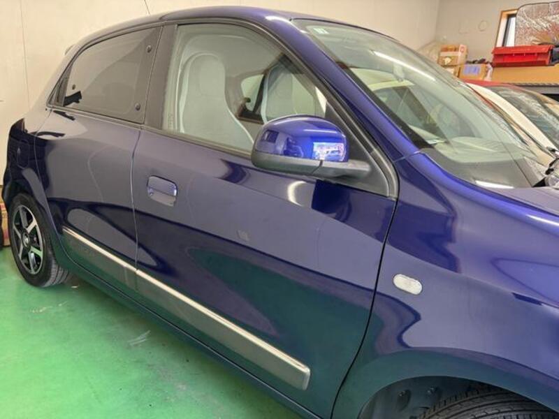 TWINGO