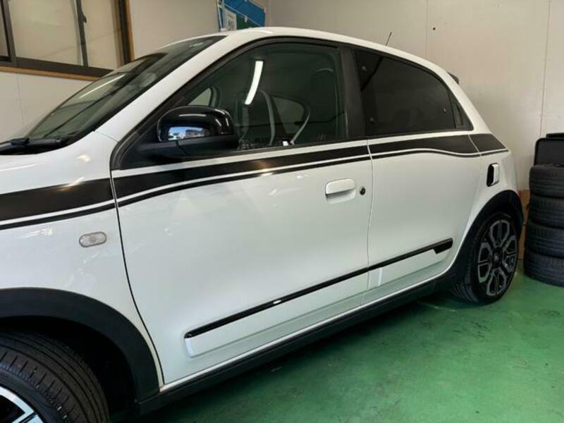 TWINGO