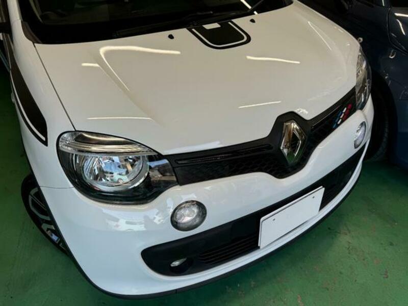 TWINGO
