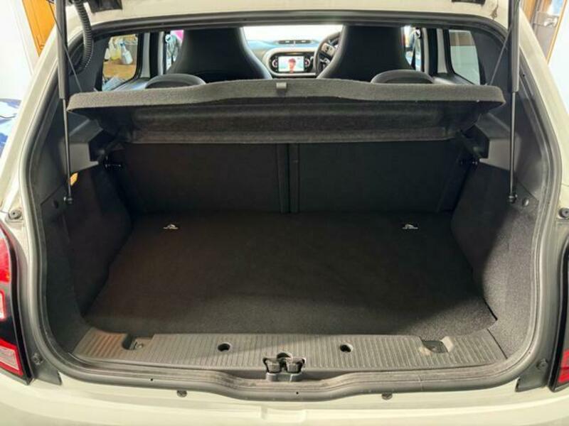 TWINGO