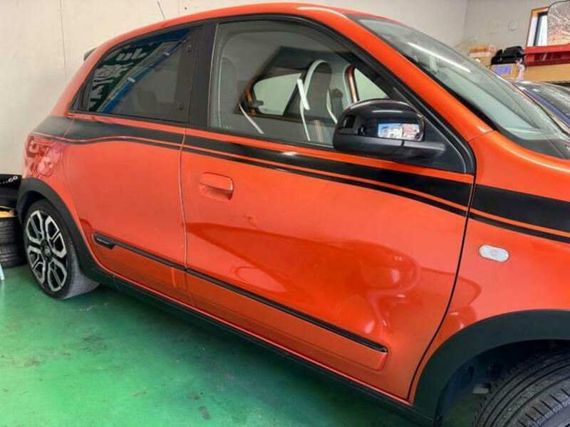 TWINGO
