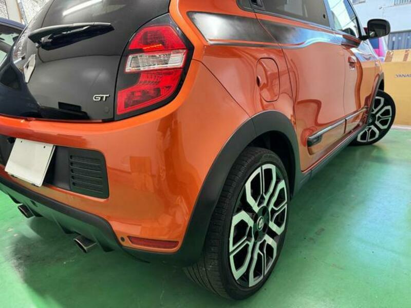 TWINGO