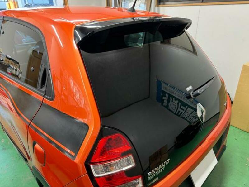 TWINGO