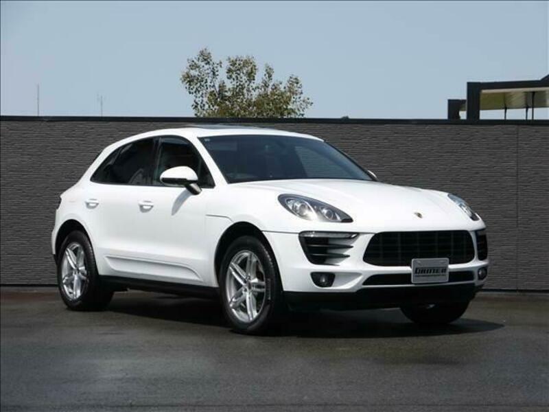 MACAN