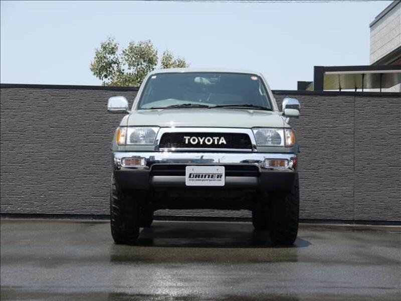HILUX SURF