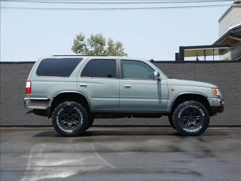 HILUX SURF