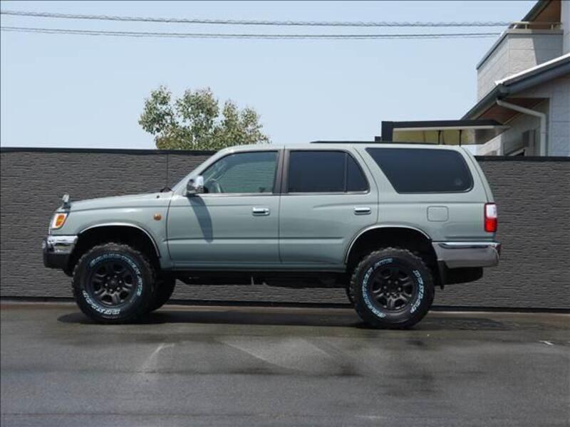 HILUX SURF