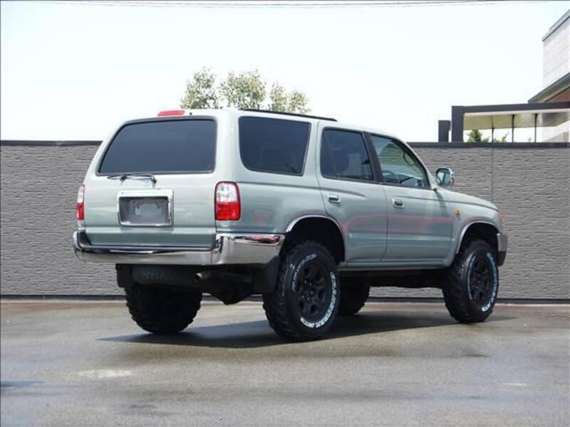 HILUX SURF