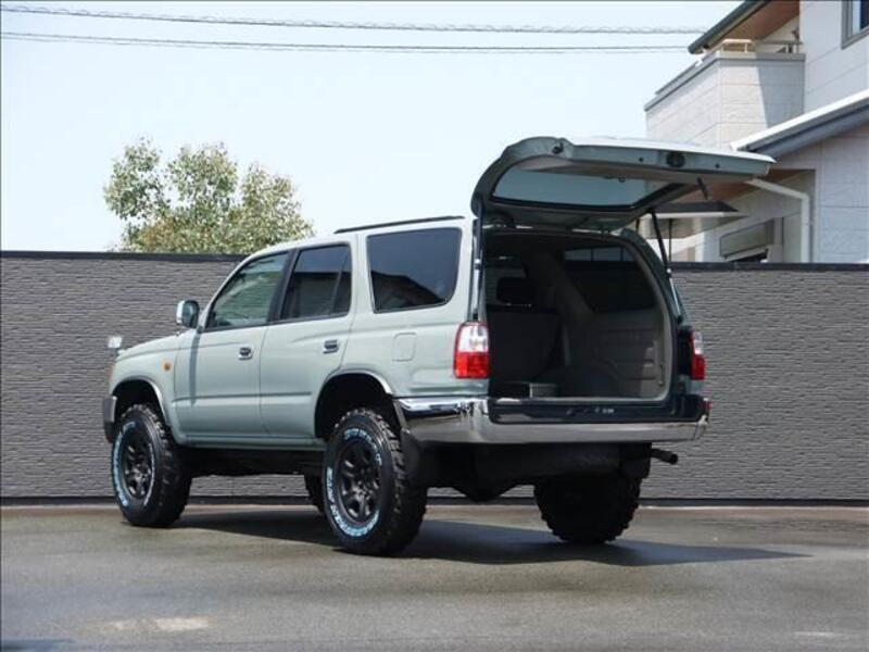 HILUX SURF