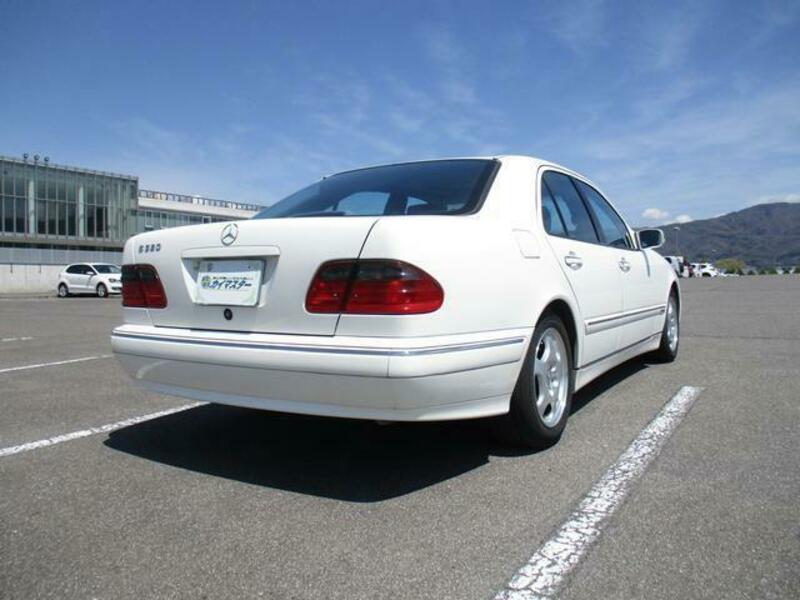 E-CLASS