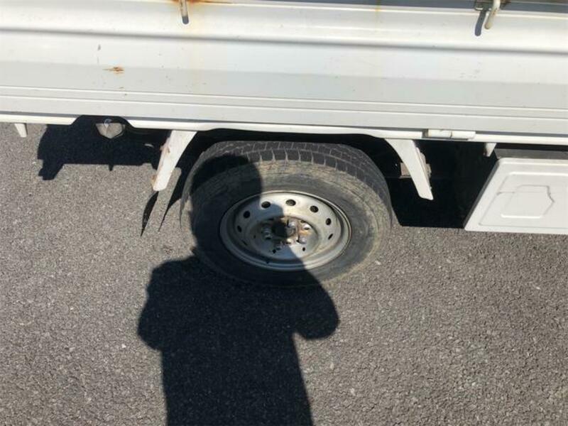 CLIPPER TRUCK