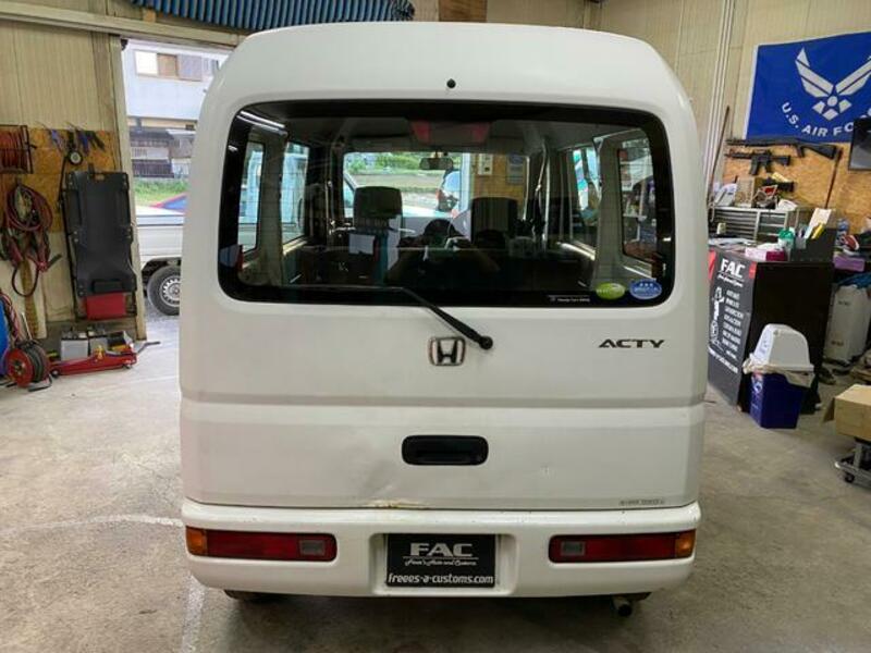 ACTY VAN