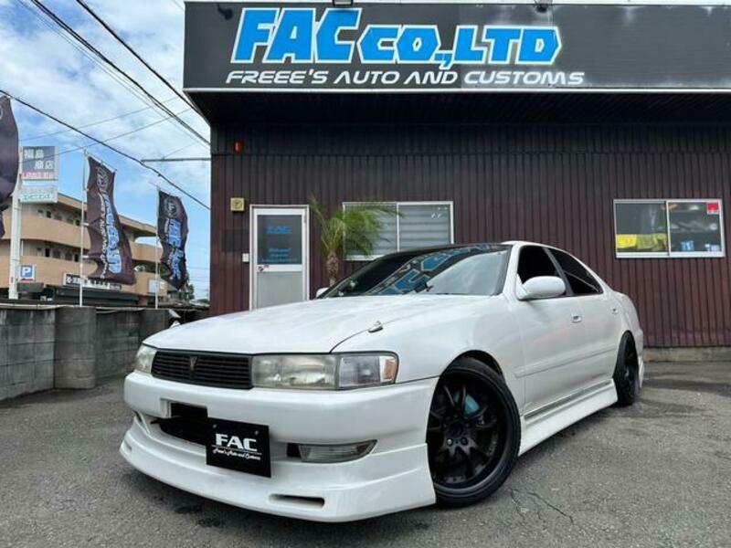 TOYOTA CRESTA