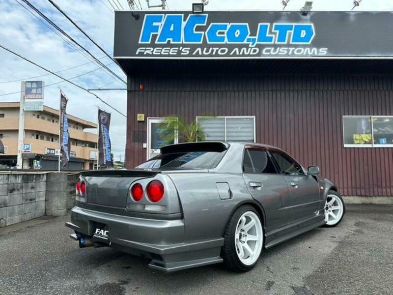 SKYLINE