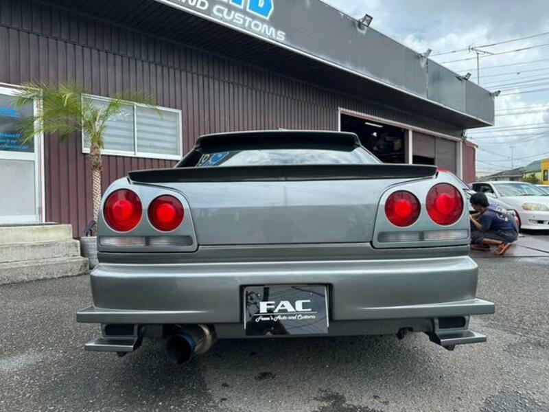 SKYLINE