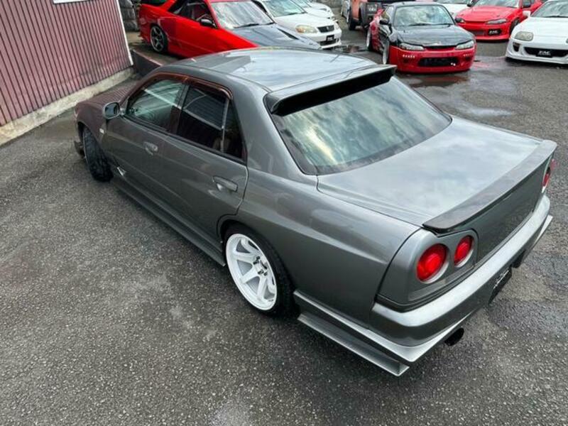 SKYLINE