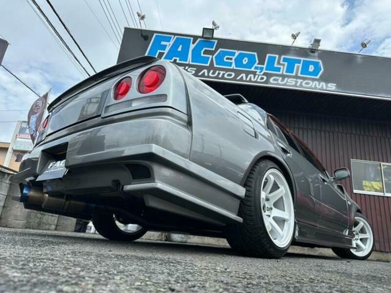 SKYLINE