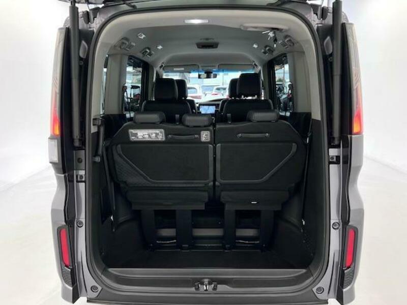STEPWAGON SPADA