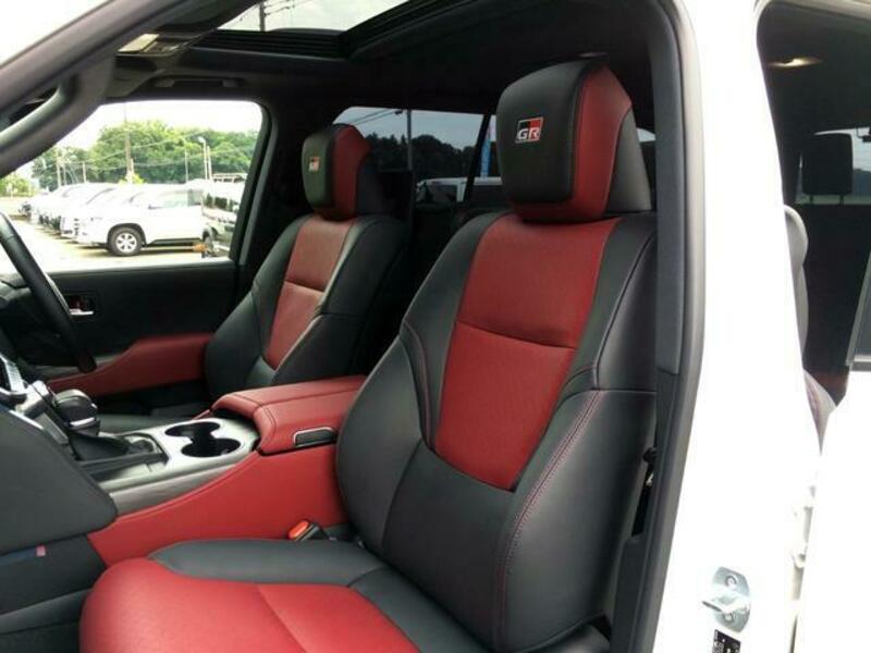 LAND CRUISER