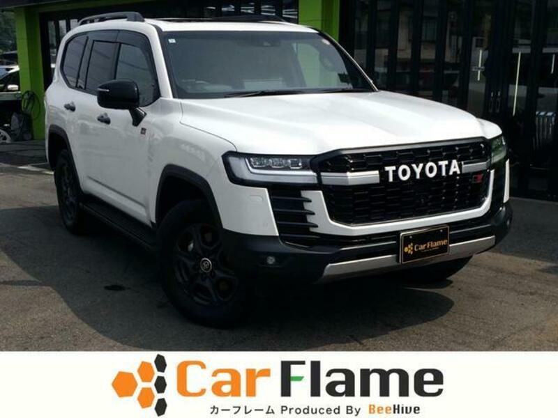 TOYOTA LAND CRUISER