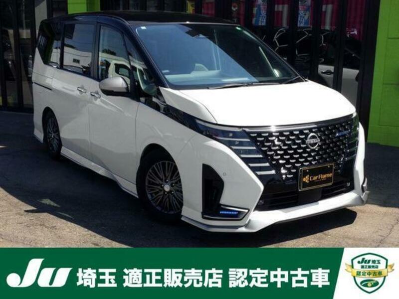 NISSAN SERENA