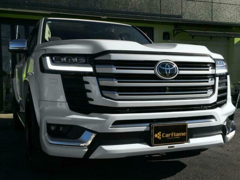 LAND CRUISER