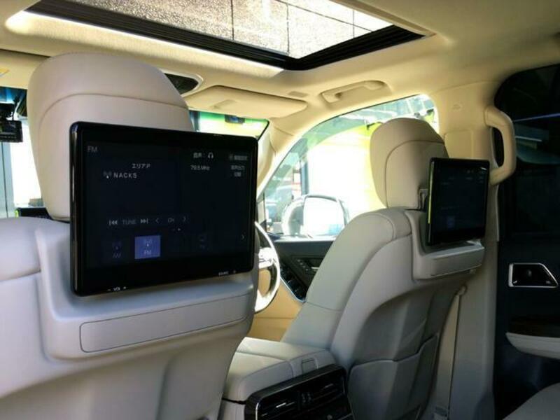 LAND CRUISER