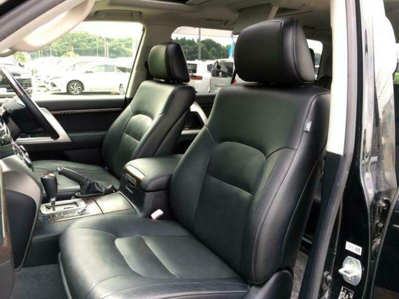 LAND CRUISER