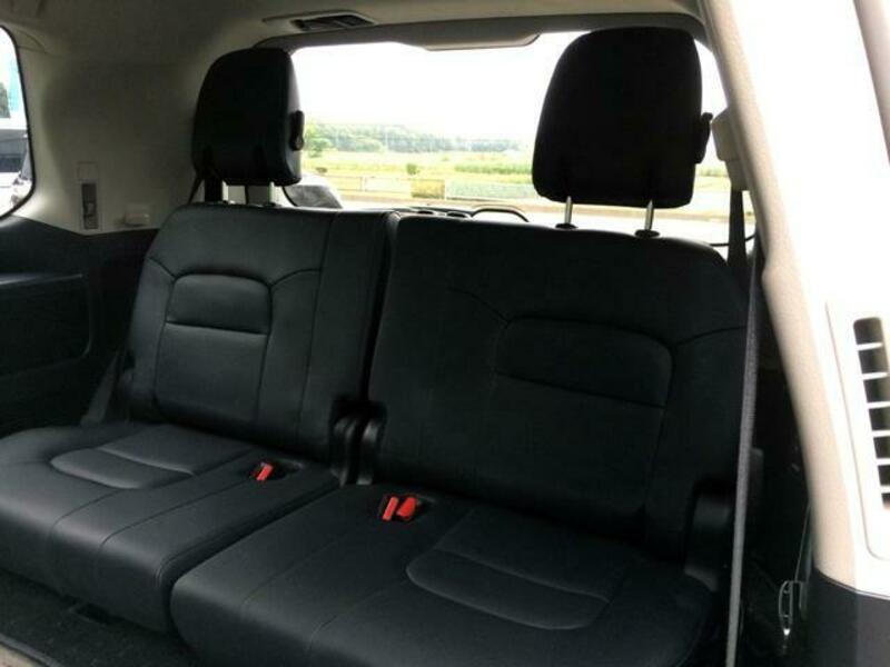 LAND CRUISER