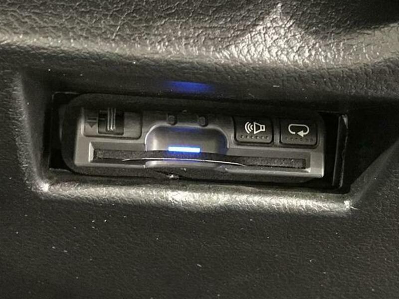 AURIS
