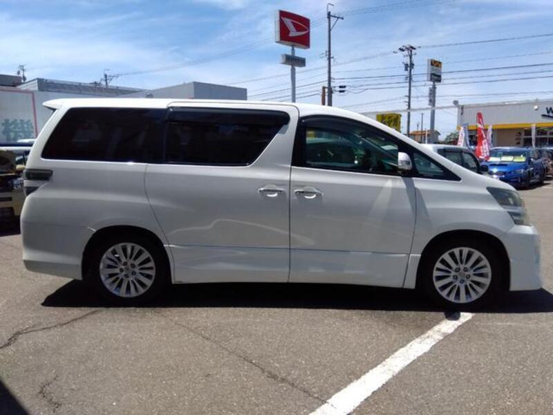 VELLFIRE