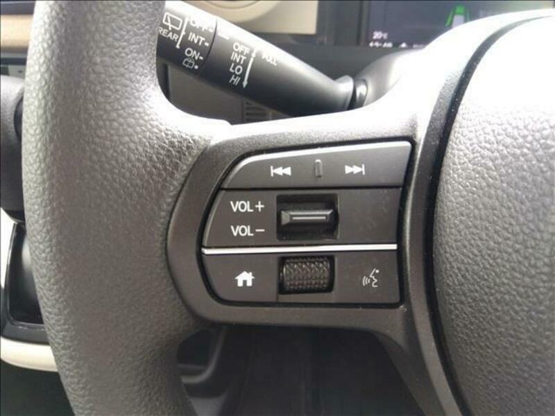N BOX