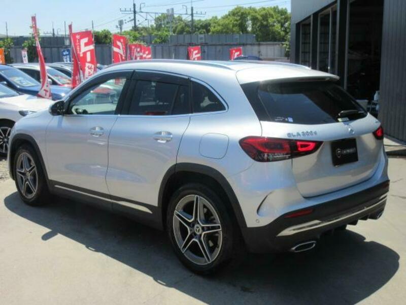 GLA CLASS
