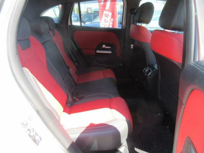 GLA CLASS