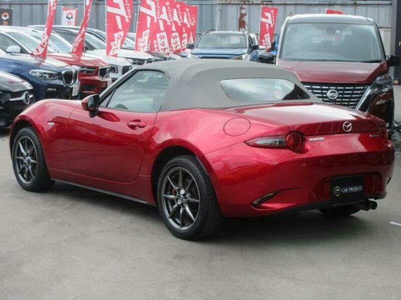 ROADSTER