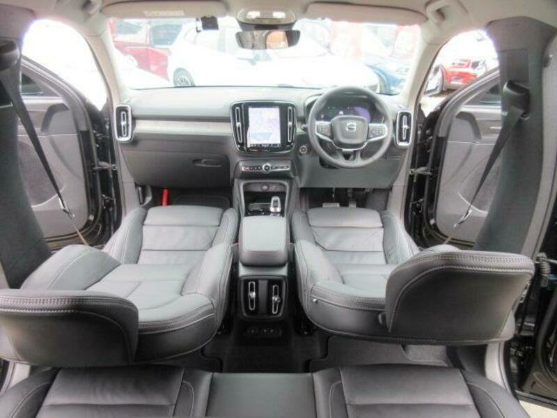 XC40