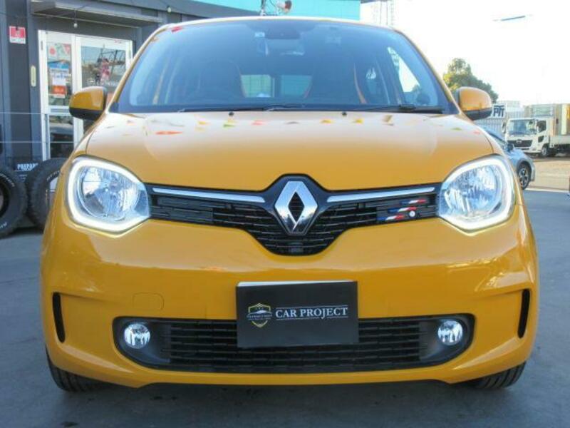 TWINGO