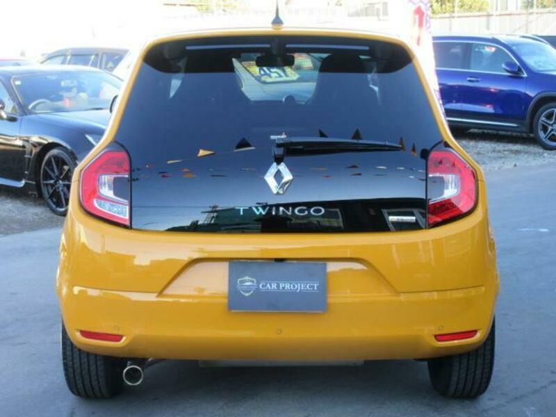 TWINGO