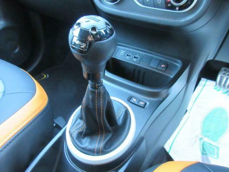 TWINGO