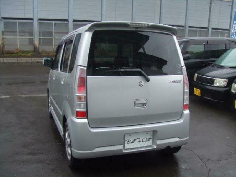 WAGON R