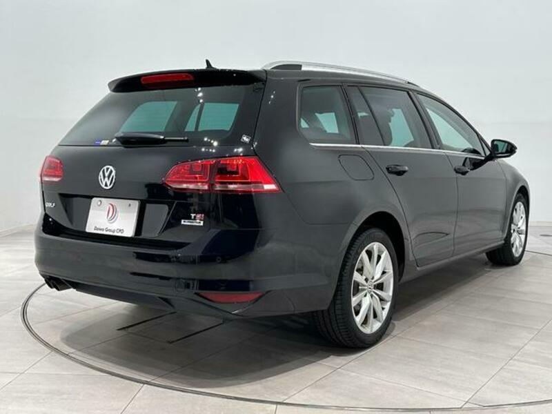 GOLF VARIANT