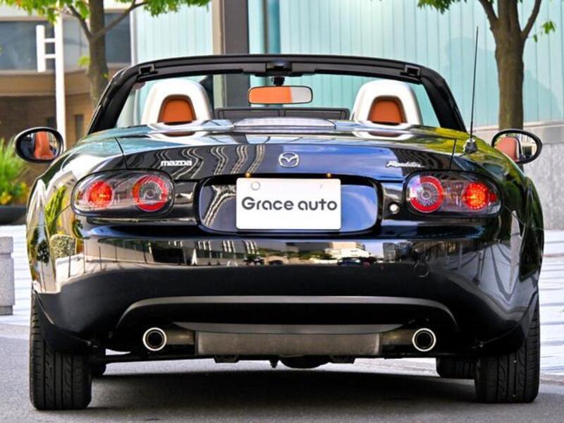 ROADSTER