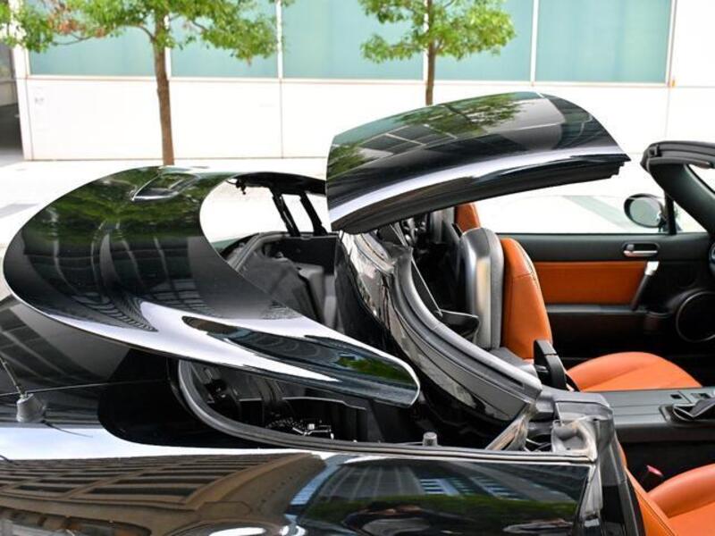 ROADSTER