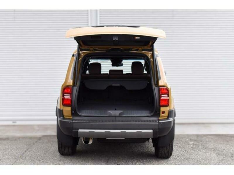 LAND CRUISER 250